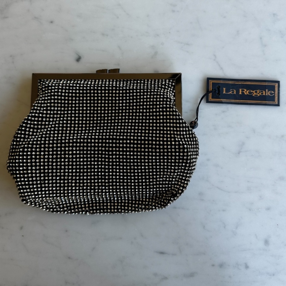 La Regale Sequins Beaded Evening Clutch with Detachable Strap